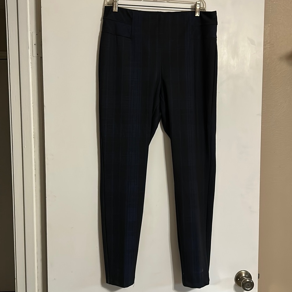 New Directions blue and black plaid pants